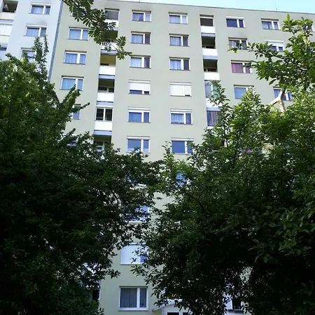 Apartment Double View Apartman Erlau